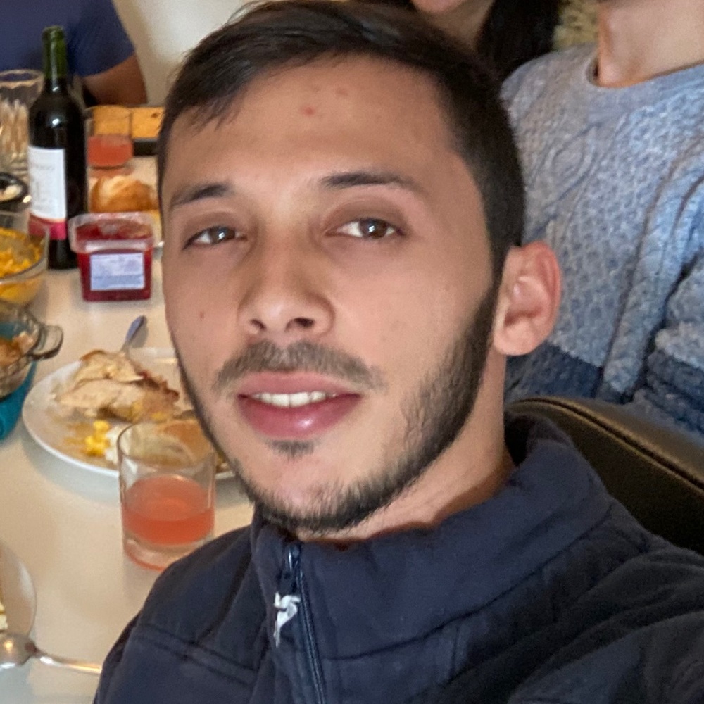 Meet your Posher, Luciano